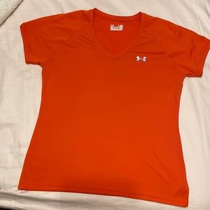 Under Armour V-neck T-shirt